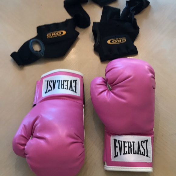 women's boxing hand wraps and gloves